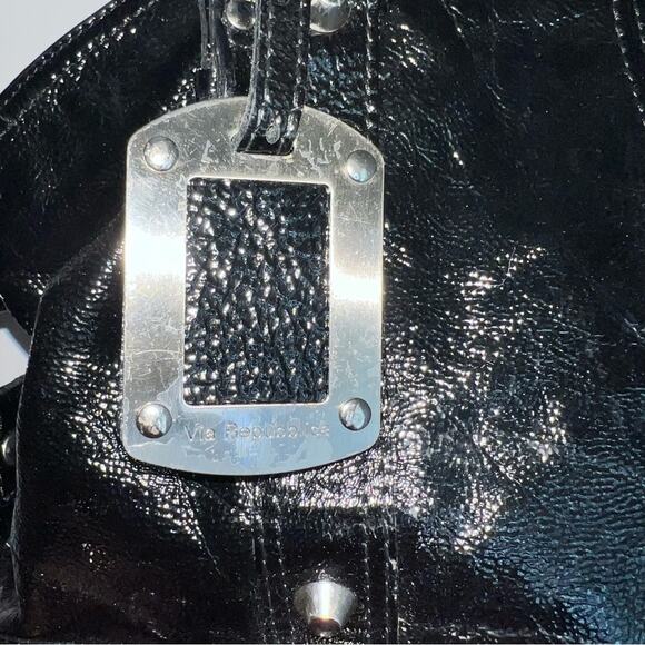 Via Repubblica Made In Italy Genuine Leather Patent Leather Purse Bag - Picture 3 of 16